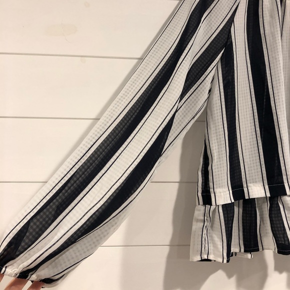 Merona Lightweight Blouse - Picture 5 of 5